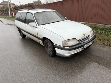 Авто Opel Omega 1993 № 8296688