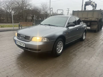 Авто Audi A4 1995 № 8296728