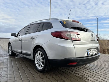Авто Renault Megane 2012 № 8296738