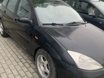Авто Ford Focus 2000 № 8297022