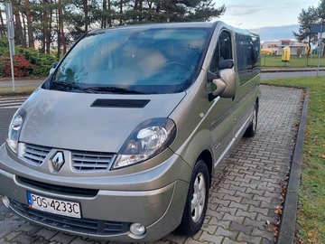 Авто Renault Trafic 2014 № 8297032