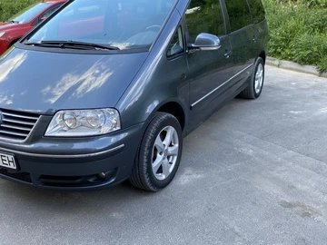 Авто Volkswagen Sharan 2008 № 8297316