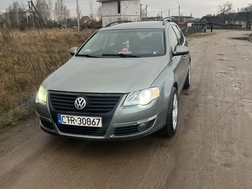 Авто Volkswagen Passat Variant 2005 № 8297349