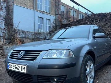 Авто Volkswagen Passat Sedan 2003 № 8297475