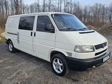 Авто Volkswagen Transporter 2000 № 8297635