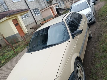 Авто Volkswagen Passat Sedan 1990 № 8297661