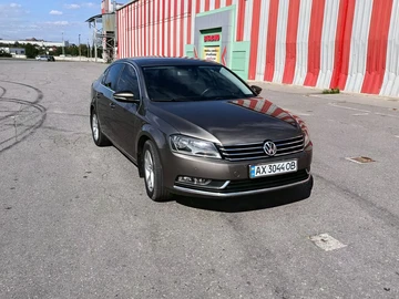 Авто Volkswagen Passat Sedan 2011 № 8297825