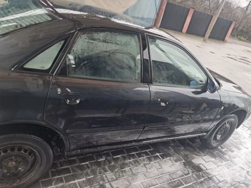 Авто Audi A4 2000 № 8297949