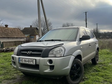 Авто Hyundai Tucson 2005 № 8298068
