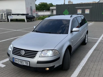 Авто Volkswagen Passat Variant 2003 № 8298431