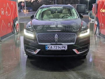 Авто Lincoln Blackwood 2021 № 8298798