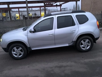 Авто Renault Duster 2011 № 8298893