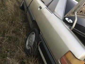 Авто Audi 100 1989 № 8299020