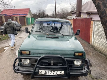 Авто ВАЗ 2121 1990 № 8299021