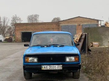 Авто ВАЗ 2105 1992 № 8299088