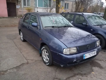 Авто Volkswagen Polo 1997 № 8299101