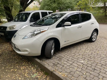 Авто Nissan Leaf 2015 № 8299148