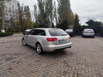 Авто Audi A4 2004 № 8299215