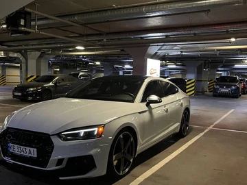 Авто Audi S5 2018 № 8299255
