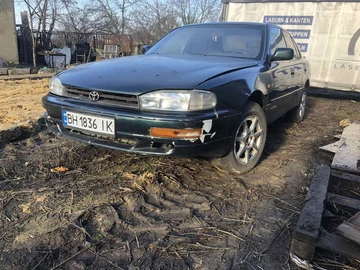 Авто Toyota Camry 1992 № 8299385