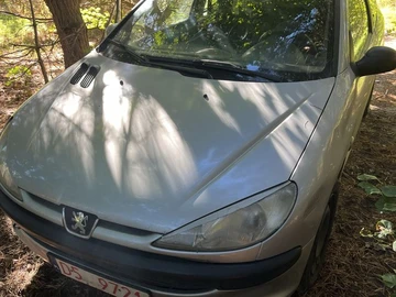 Авто Peugeot 206 2000 № 8299583
