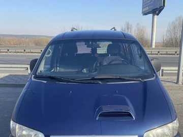 Авто Hyundai H200 2001 № 8299601