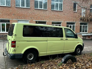 Авто Volkswagen Transporter 2004 № 8299603