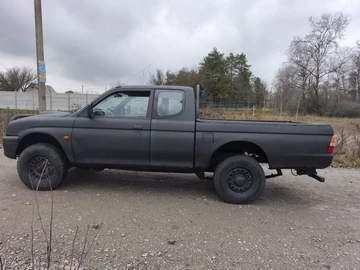 Авто Mitsubishi L 200 2002 № 8299729