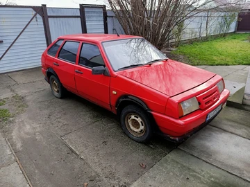 Авто ВАЗ 2109 1992 № 8299737