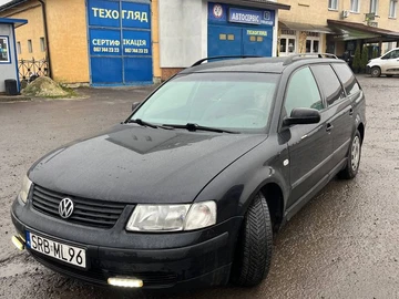 Авто Volkswagen Passat Sedan 2000 № 8299959