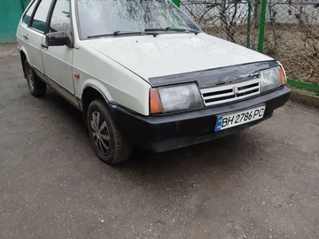 Авто ВАЗ 2109 1996 № 8300003