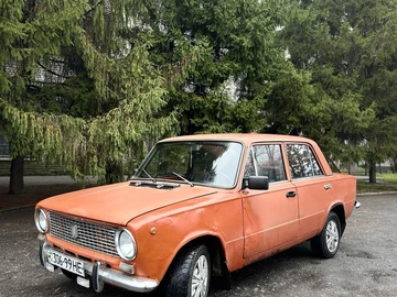 Авто ВАЗ 2101 1980 № 8300006