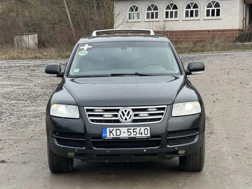Авто Volkswagen Touareg 2005 № 8300015
