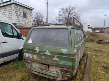 Авто Volkswagen Transporter 1989 № 8300068