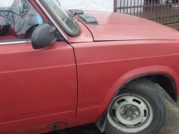 Авто ВАЗ 2105 1984 № 8300139