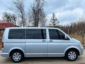Авто Volkswagen Transporter 2007 № 8300243