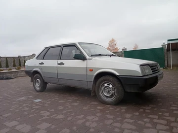 Авто ВАЗ 21099 2004 № 8300282