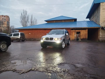 Авто BMW X5 2001 № 8300331