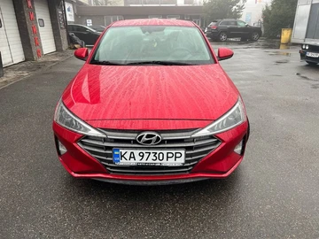 Авто Hyundai Elantra 2019 № 8300347