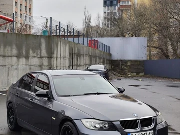 Авто BMW 3 Серия 2005 № 8300354