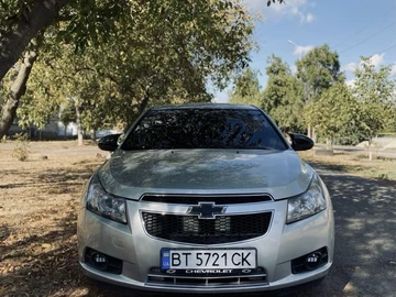 Авто Chevrolet Cruze 2011 № 8300376
