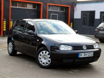 Авто Volkswagen Golf 2002 № 8300481