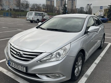 Авто Hyundai Sonata 2013 № 8300512