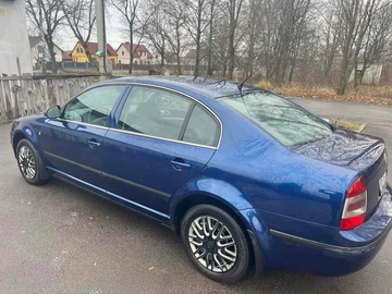 Авто Skoda Superb 2007 № 8300627