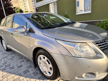 Авто Toyota Avensis 2010 № 8300656