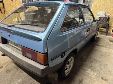 Авто ЗАЗ Таврия 2004 № 8300678