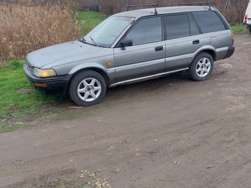 Авто Toyota Corolla 1989 № 8300697