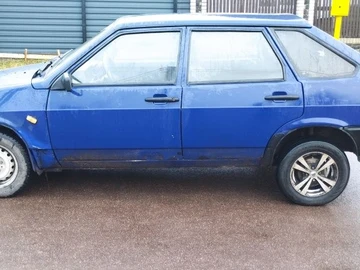 Авто ВАЗ 2109 2004 № 8300704