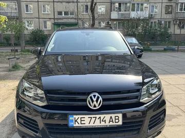 Авто Volkswagen Touareg 2013 № 8300801