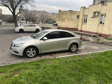 Авто Chevrolet Cruze 2015 № 8300870